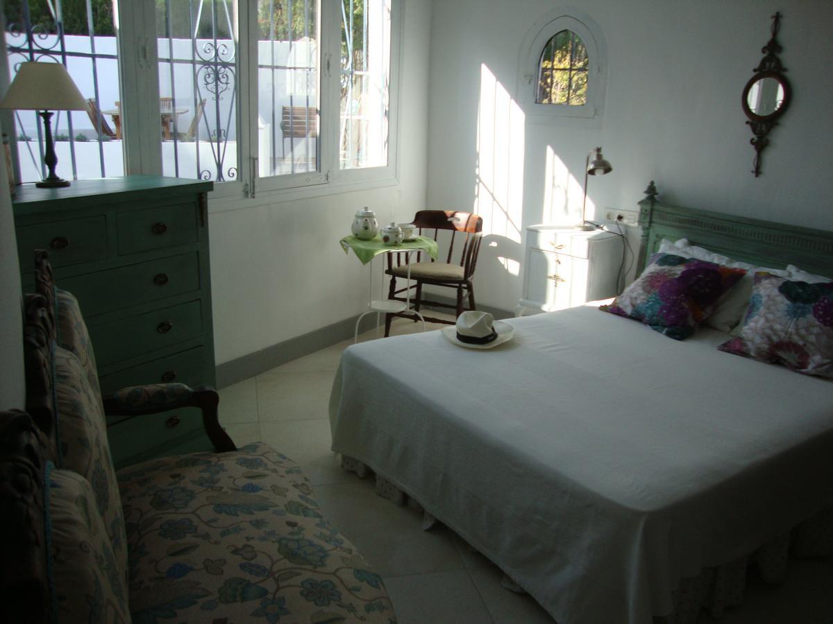 Estilo Mediterraneo (Adults Only) Bed & Breakfast ฮาเวอา ภายนอก รูปภาพ